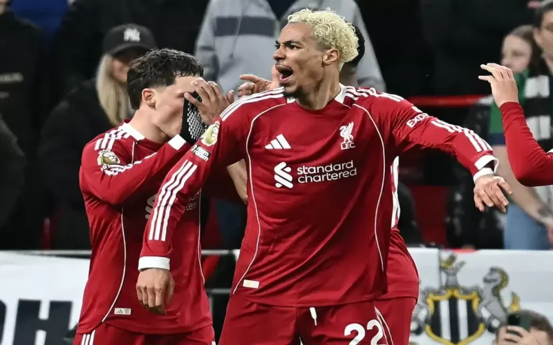 تطورات مثيرة في صراع صدارة ترتيب هدافي الدوري الإنجليزي بعد الجولة 28